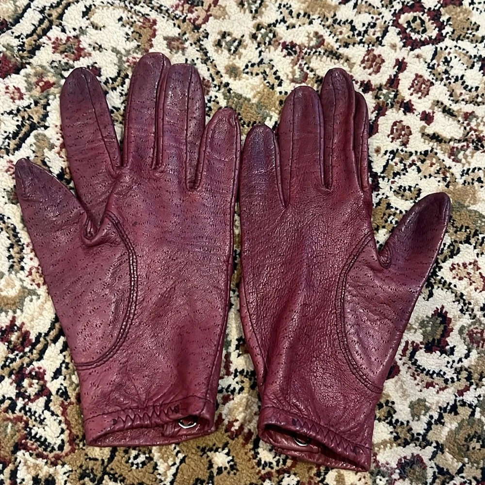 Maroon/Red Leather Gloves - Genuine Leather (small/petite) - Picture 6 of 10